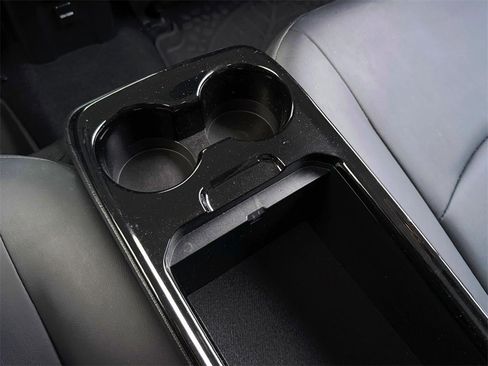 Certified 2017 Toyota Prius Prime Advanced image 25