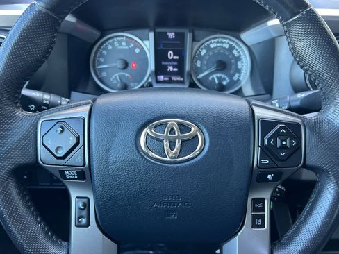 Used 2019 Toyota Tacoma SR5 RWD image 22