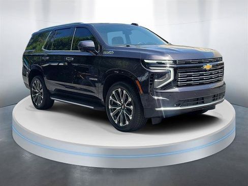 Used 2025 Chevrolet Tahoe High Country RWD image 20