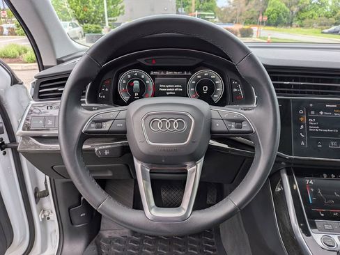 Used 2021 Audi Q7 3.0T Premium AWD/4WD image 12