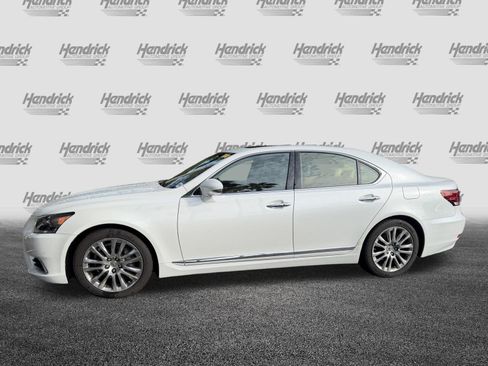Used 2013 Lexus LS 460 w/ Comfort Pkg RWD image 6