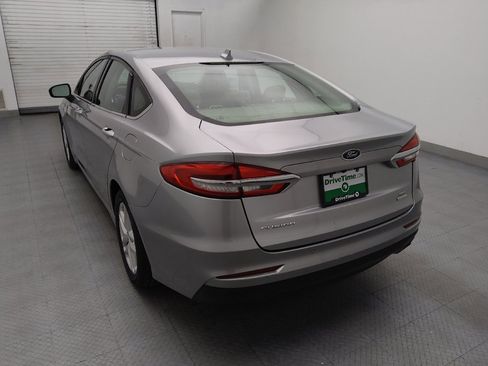 Used 2020 Ford Fusion SE FWD image 5