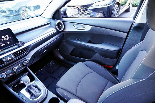 Used 2023 Kia Forte LXS w/ LXS Technology Package FWD image 29