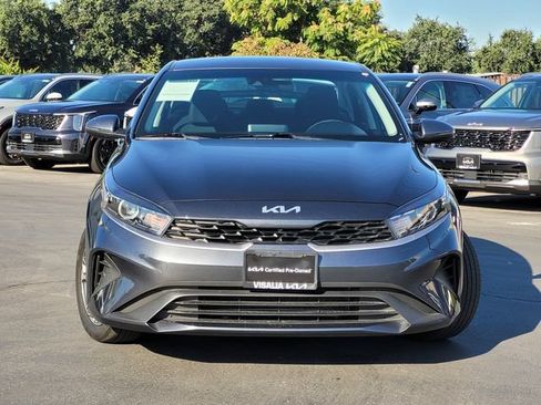 Used 2023 Kia Forte LXS w/ LXS Technology Package FWD image 3
