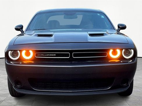 Certified 2023 Dodge Challenger SXT image 3