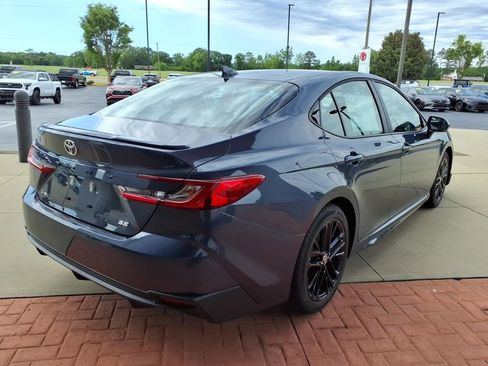 New 2026 Toyota Camry SE FWD image 3