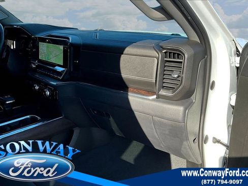 Used 2022 GMC Sierra 1500 SLT w/ SLT Premium Package image 29