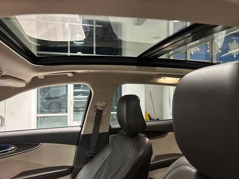 Used 2020 Lincoln Nautilus Reserve w/ Equipment Group 202A image 16