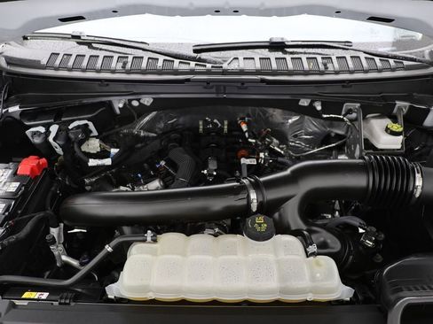 Used 2025 Ford Expedition Max Active AWD/4WD image 28