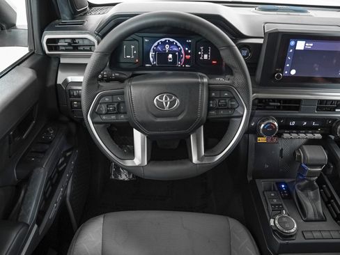 Used 2026 Toyota Tacoma SR5 AWD/4WD image 14
