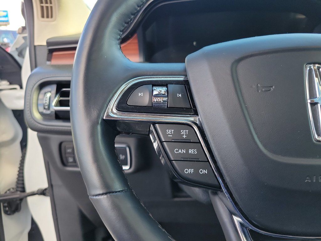 Certified 2023 Lincoln Nautilus Reserve AWD/4WD image 24