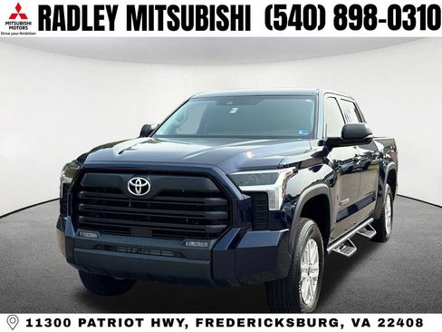 Used 2023 Toyota Tundra SR5 w/ SR5 Premium Package AWD/4WD image 1