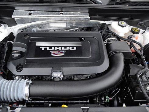 Used 2024 Cadillac XT4 Sport image 38