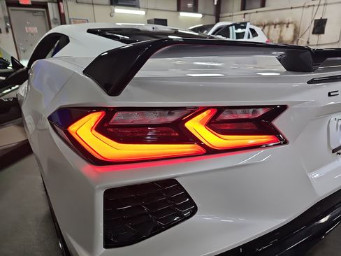 Used 2023 Chevrolet Corvette Stingray Premium Cpe w/ Z51 Performance Package RWD image 36