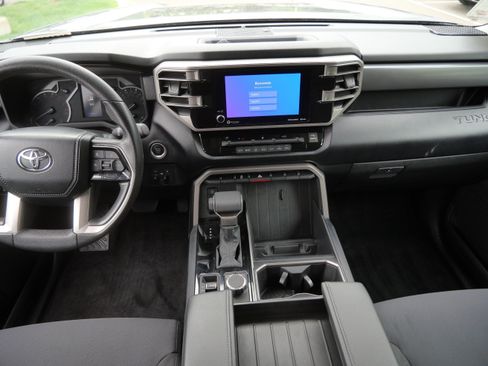 Used 2024 Toyota Tundra SR5 w/ SR5 Convenience Package AWD/4WD image 11