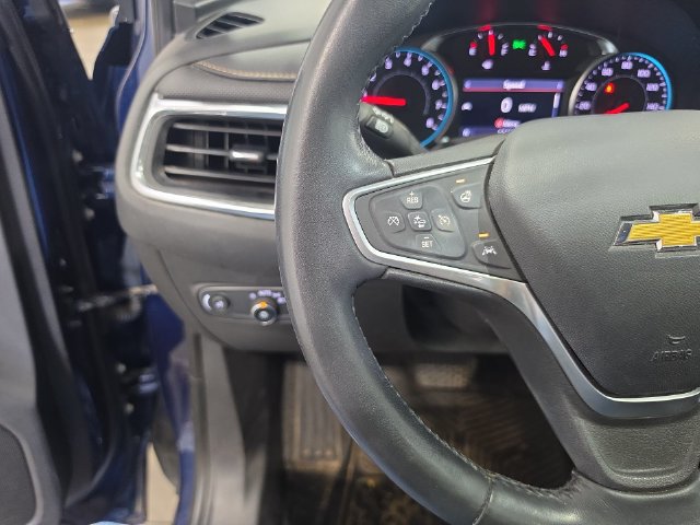 Used 2022 Chevrolet Equinox Premier AWD/4WD image 12