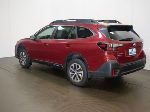 Used 2022 Subaru Outback Premium AWD/4WD image 6