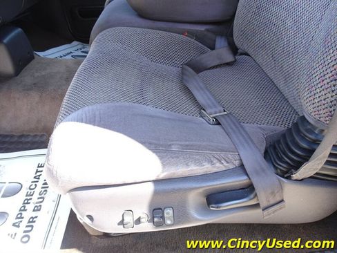 Used 2001 Dodge Ram 2500 Truck 2WD Quad Cab image 26