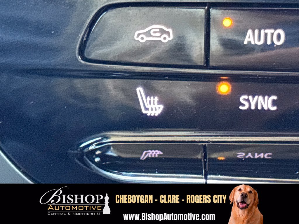 Used 2023 Buick Envision Essence AWD/4WD image 36
