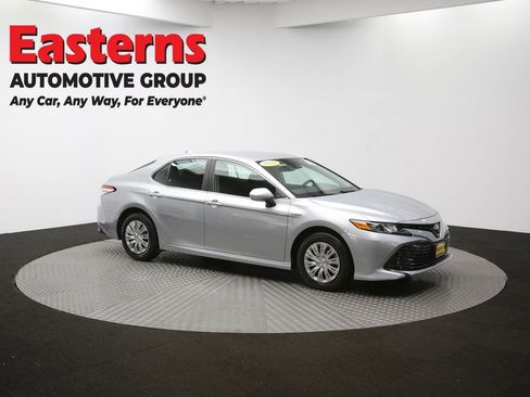 Used 2020 Toyota Camry LE w/ Fleet Convenience Package image 43