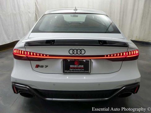 Used 2023 Audi RS 7 Sportback AWD/4WD image 7