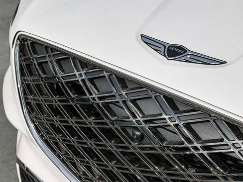 Used 2026 Genesis GV70 2.5T Advanced AWD/4WD image 11
