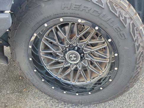 Used 2019 RAM 1500 Big Horn AWD/4WD image 5