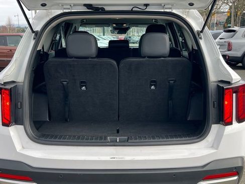 Certified 2024 Kia Sorento S image 12