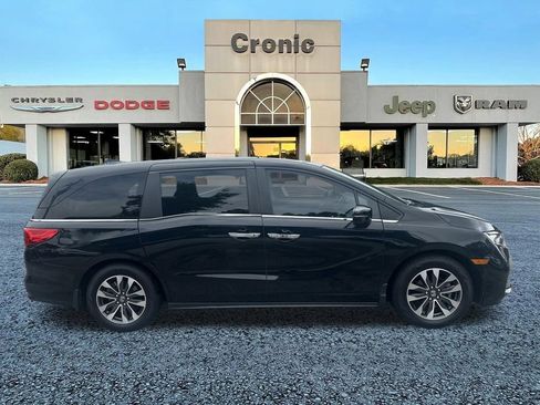 Used 2021 Honda Odyssey EX-L image 2