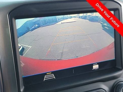 Used 2021 Chevrolet Silverado 1500 LT RWD image 11