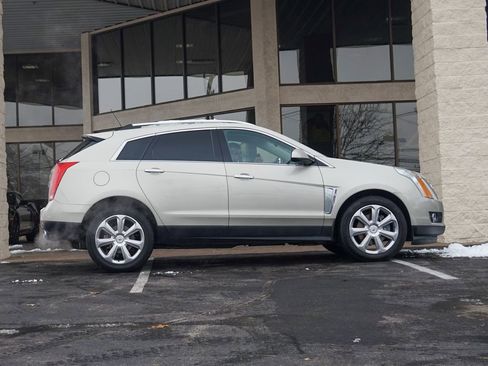 Used 2016 Cadillac SRX Performance w/ Driver Awareness Package image 4