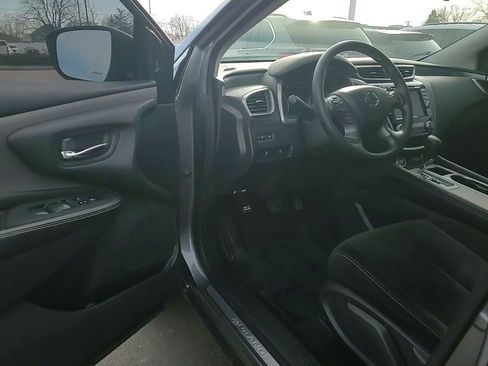 Used 2022 Nissan Murano S image 12