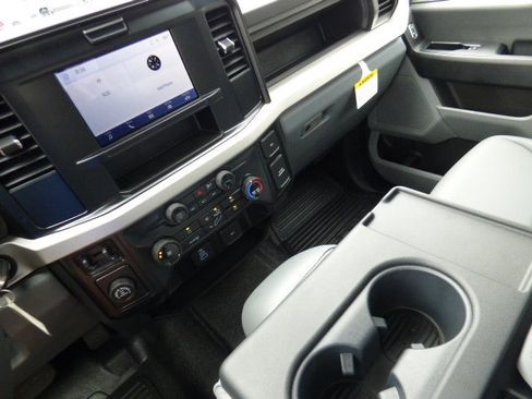 New 2026 Ford F350 XL w/ XL Chrome Package image 17