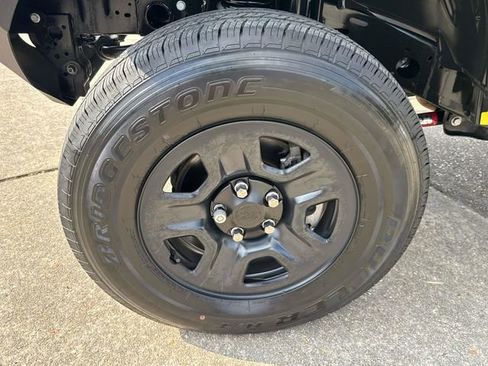 Used 2023 Jeep Gladiator Sport w/ Trailer Tow Package image 5