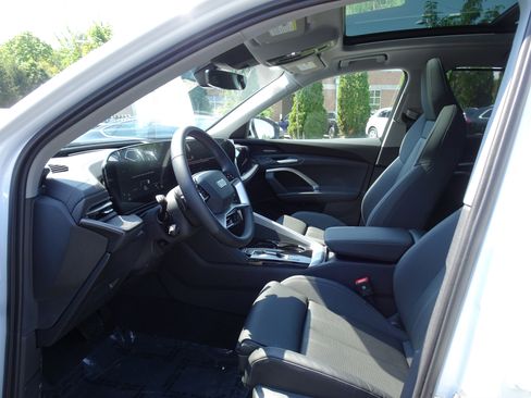 New 2025 Audi Q5 Premium Plus image 4