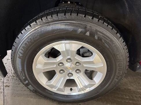 Used 2019 Chevrolet Silverado 1500 LT w/ All Star Edition image 10