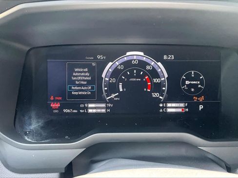 Used 2025 Toyota Tundra Limited w/ Power Package RWD image 26