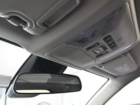 Used 2025 Toyota RAV4 XLE w/ Convenience Package FWD image 24