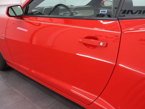 Used 2014 Chevrolet Camaro SS w/ RS Package RWD image 32