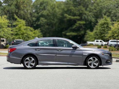 Used 2020 Honda Accord EX-L image 12