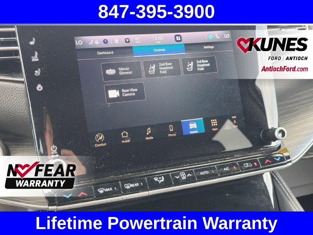Used 2024 Jeep Wagoneer L Series II AWD/4WD image 62