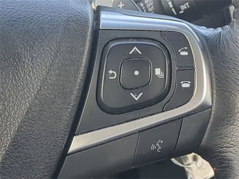 Used 2016 Toyota Camry XSE image 24