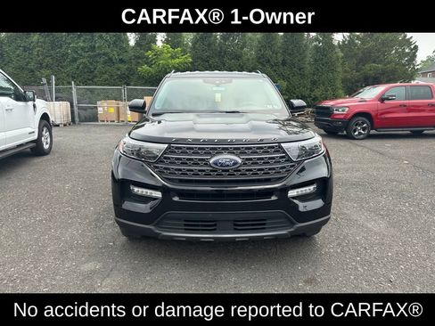 Used 2023 Ford Explorer XLT w/ Equipment Group 202A AWD/4WD image 2