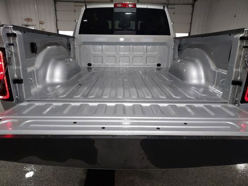 New 2026 RAM 2500 Tradesman AWD/4WD image 29