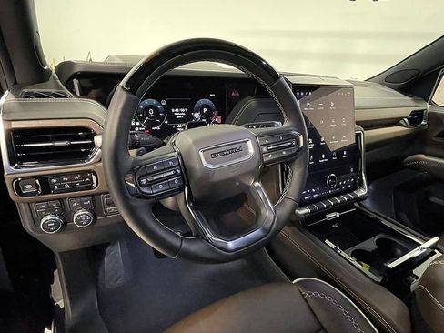 Used 2026 GMC Yukon XL Denali Ultimate AWD/4WD image 25