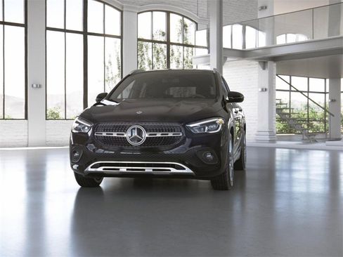 Certified 2023 Mercedes-Benz GLA 250 4MATIC image 43
