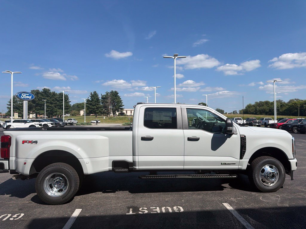New 2026 Ford F350 XL w/ STX Appearance Package AWD/4WD image 6