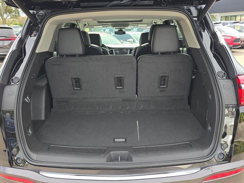 Used 2019 Buick Enclave Avenir w/ Avenir Technology Package image 12