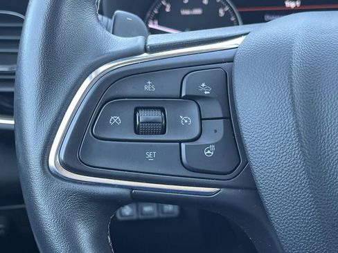 Used 2023 Buick Envision Avenir AWD/4WD image 31