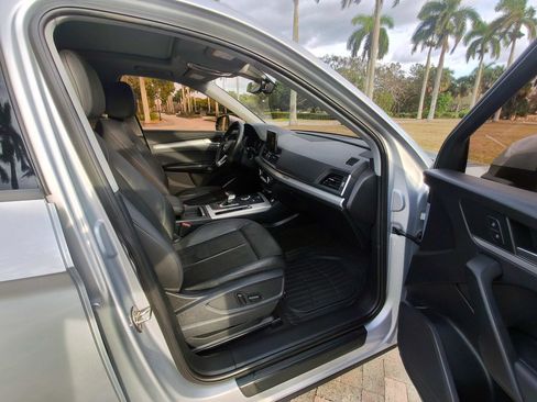 Used 2018 Audi Q5 2.0T Premium w/ Convenience Package AWD/4WD image 37